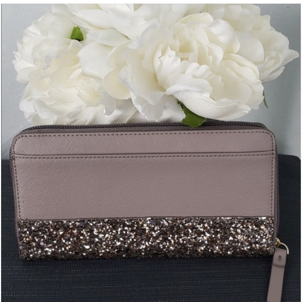 Kate spade Greta court neda cityscape wallet glitter
